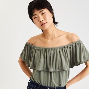 AE Off The Shoulder Lace Trim Tee
